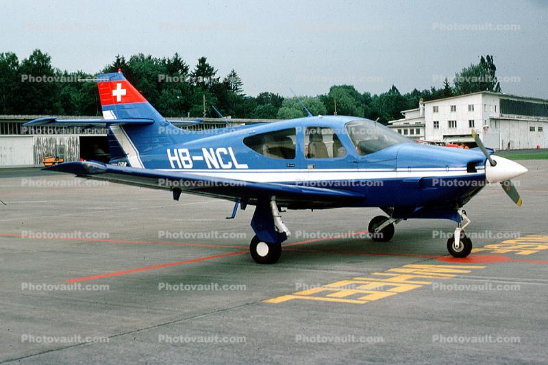 HB-NCL, Rockwell Commander 112, four-seat cabin single piston-engine monoplane