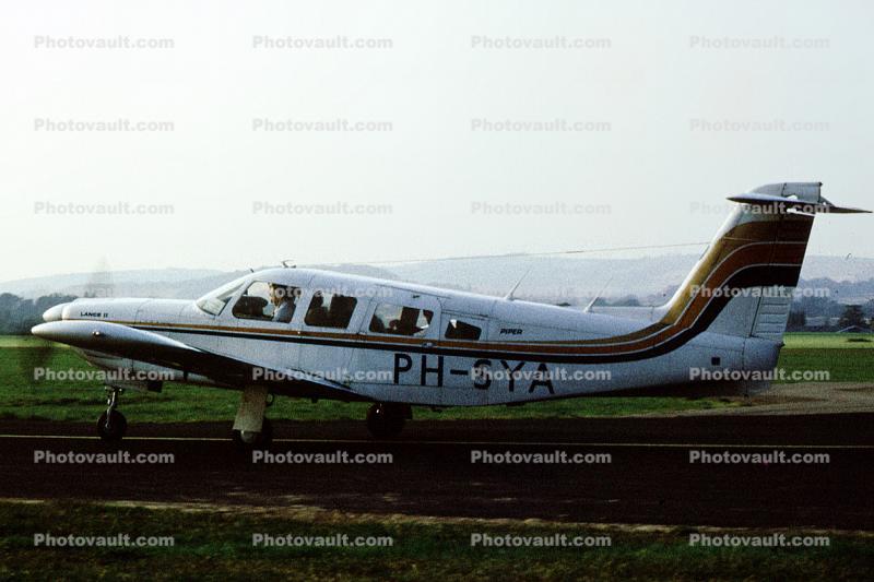 PH-SYA, Piper PA-32RT-300