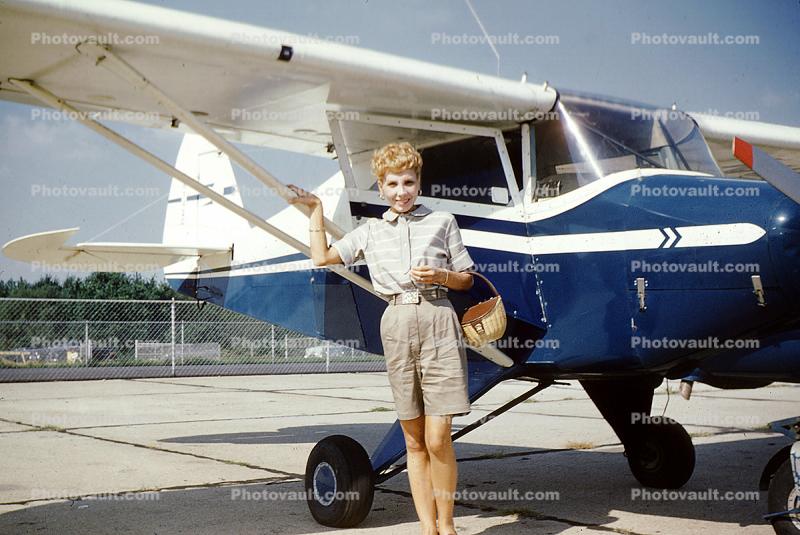 Pottstown Municipal Airport, September 1960, N8142C, Piper PA-22-135