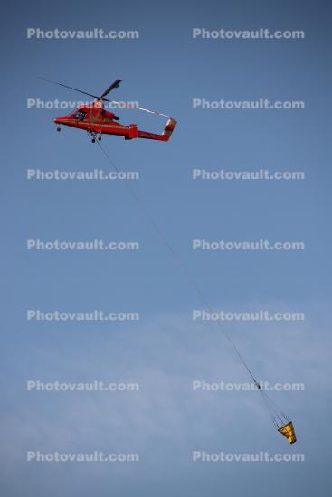N699RH, Kaman K-Max, Medium lift helicopter, Helicopter Base for the Sonoma County Fires of October 2017