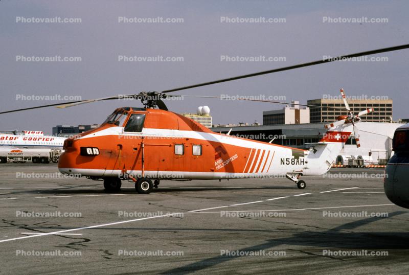 Sikorsky S-58T, N58AH, Aris Helicopters