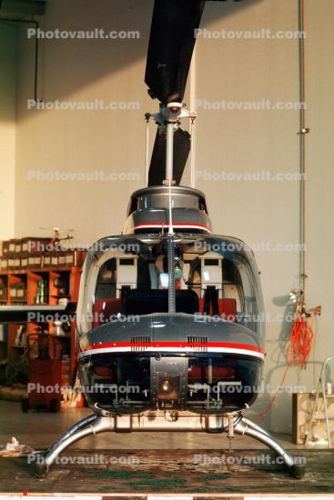 Bell 206 JetRanger, head-on