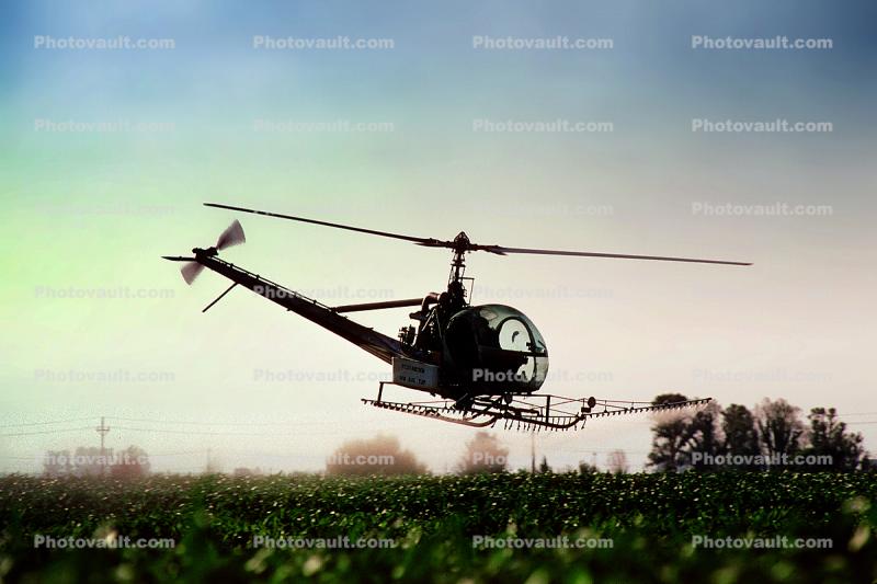Crop Dusting, Aerial Spraying, Pesticide, Hiller UH-12, Central Valley, Herbicide, Insecticide, sprayer