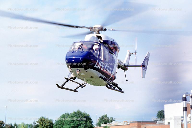 Eurocopter EC120, flying, flight, airborne, hover, hovering