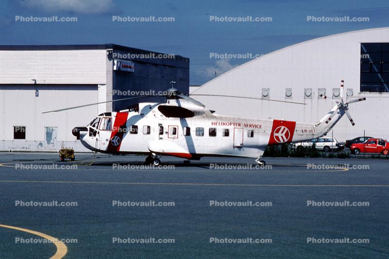 LN-OST, Sikorsky S-61N, CHC Helicopter Service