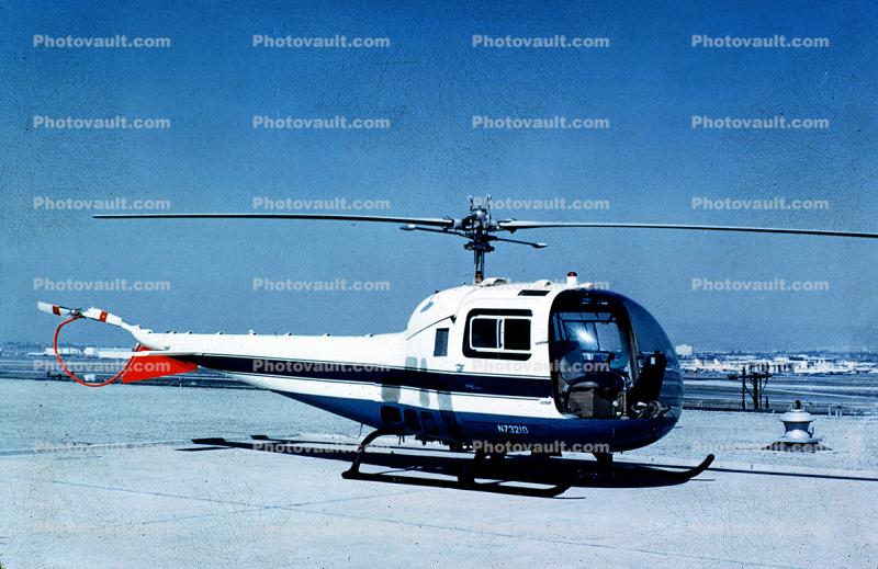 N73210, Bell 47J2, Lycoming VO-435 engine, 1950s