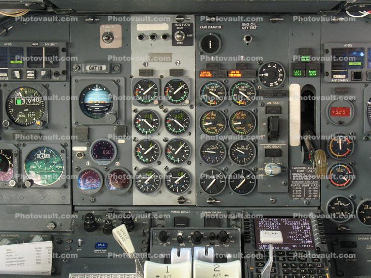 Cockpit, Boeing 737, Steam Gauges