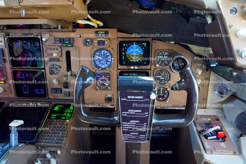 Seats, Aisle, Aircraft Interior, Screens, Monitors