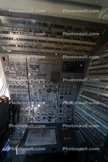 DC-10 Engineers Panel