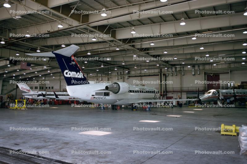 N984CA, Bombardier-Canadair Regional Jet CRJ, Hangar