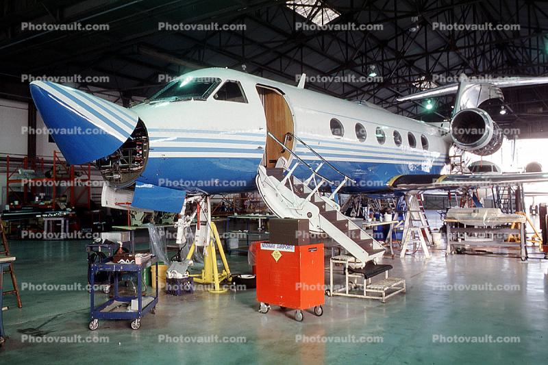 Nose, Radar, Hangar, Gulfstream IV, Gulfstream-IV