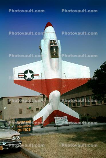 Lockheed XFV-1, experimental tailsitter prototype aircraft, VTOL, (pogo stick), Salmon, 1950s