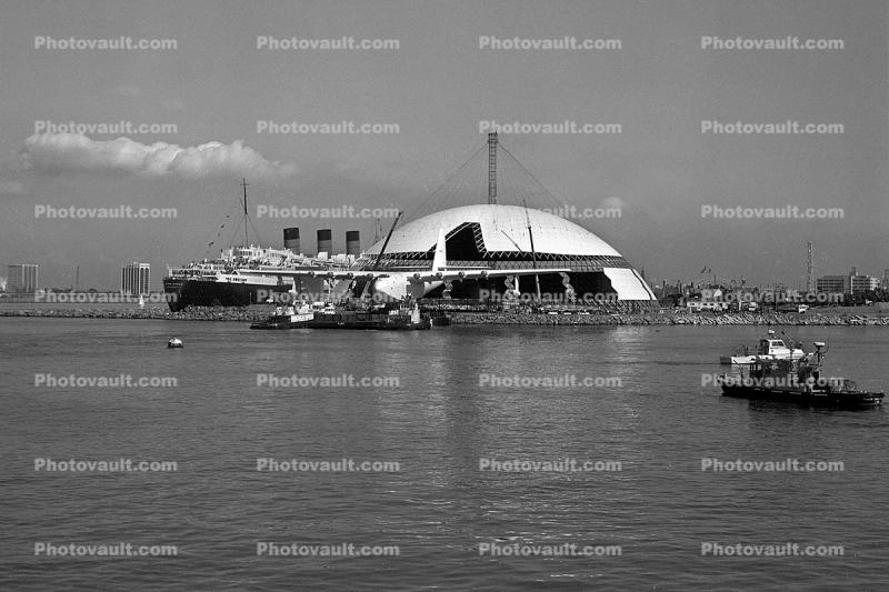 Spruce Goose, Queen Mary, Geodesic Dome, Long Beach Harbor, California, Harbor, Ocean Liner, Cunard Line, Steamship