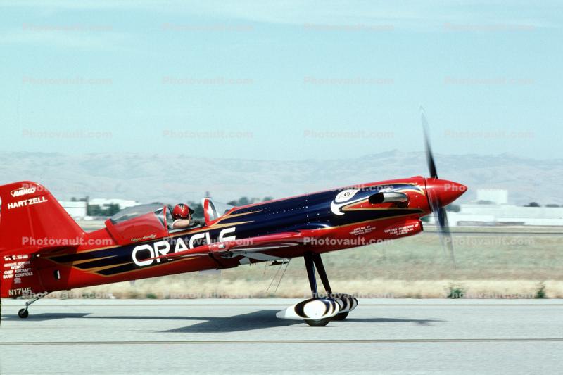 Oracle Turbo Raven, N17HE, Giles G-750
