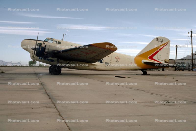 XB-LAJ, Douglas B-18A, 37-505, N18AC, Bolo Bomber, 1971, 1970s, milestone of flight