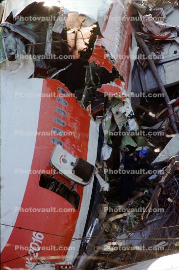 Avianca Flight 52 Runs out of Fuel, Boeing 707-321B, HK-2016, JT3D-3B, JT3D