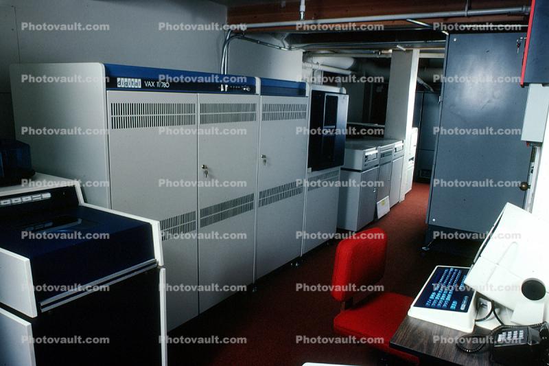 VAX 11/780, Digital VAX Mainframe, Computer, 16 February 1984