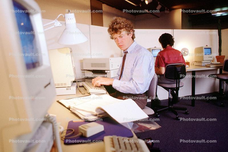Mac Classic, Apple-Macintosh, Man, Male, keyboard, 1980s
