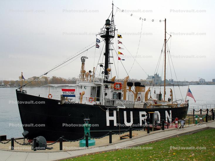 Lightship Huron, Port Huron, Michigan, Lake Huron, Great Lakes, Lightvessel