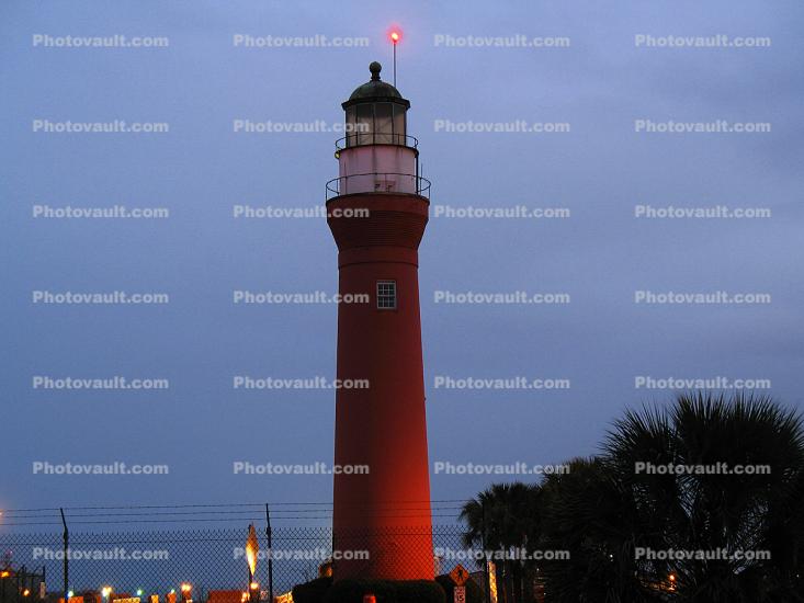 Saint Johns River Lighthouse, Naval Station Mayport, Florida, Atlantic Coast, East Coast, Eastern Seaboard, Atlantic Ocean, Twilight, Dusk, Dawn