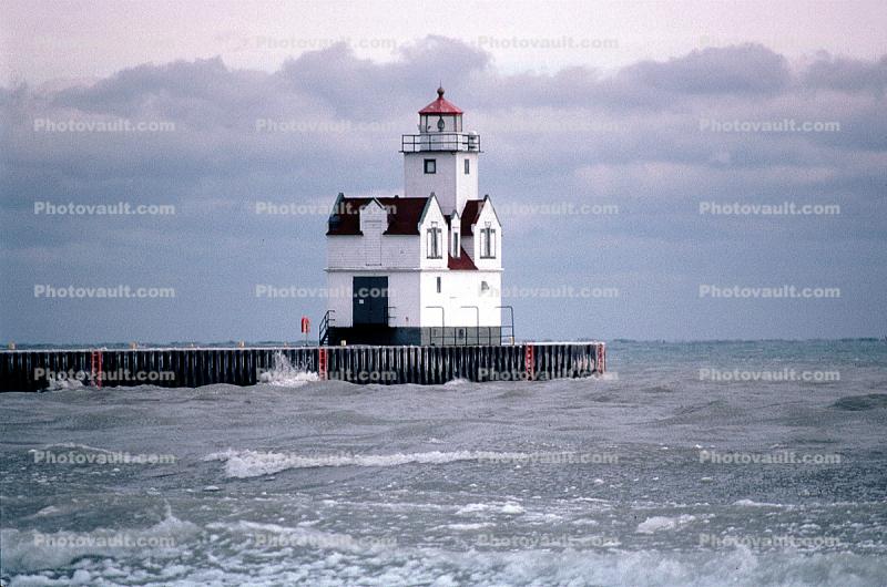 Kewaunee Pierhead Lighthouse, Wisconsin, Lake Michigan, Great Lakes