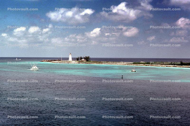 Nassau Harbor, Hog Island Light, Paradise Island, Hog Island, Nassau Harbour
