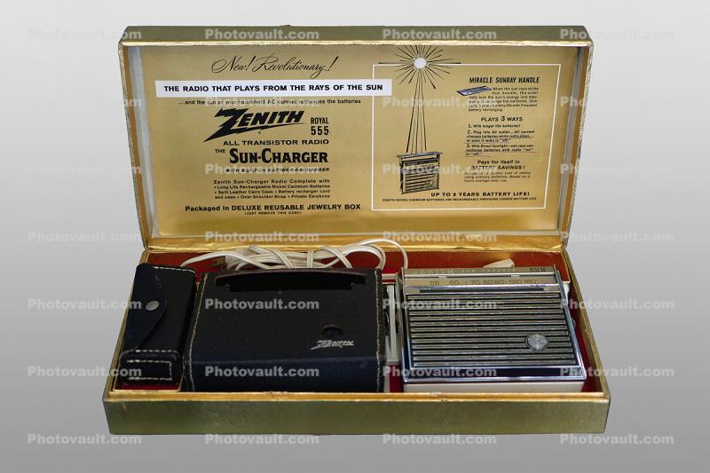 Zenith, Royal Sun Charger Radio, 1965, Transistor Radio