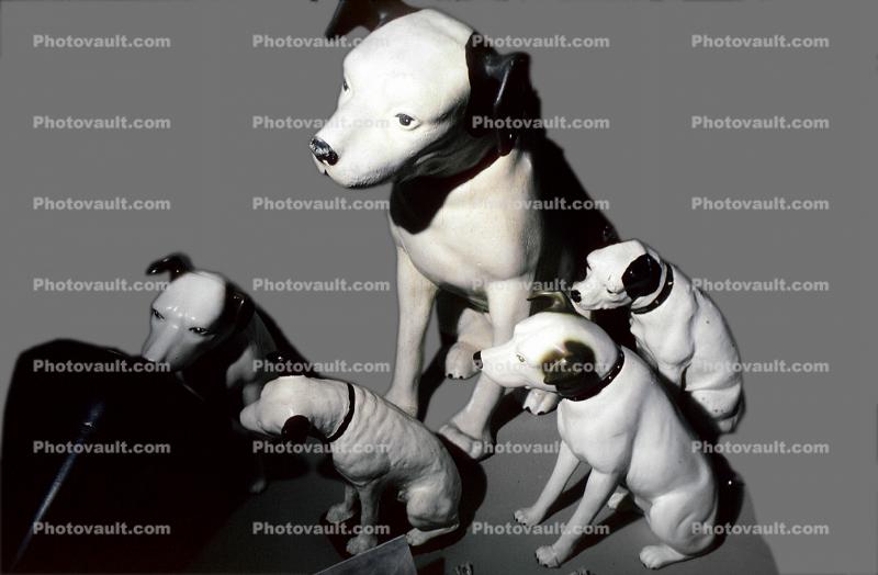 RCA Victor Dogs, Nipper, Chipper, statues, Phonograph