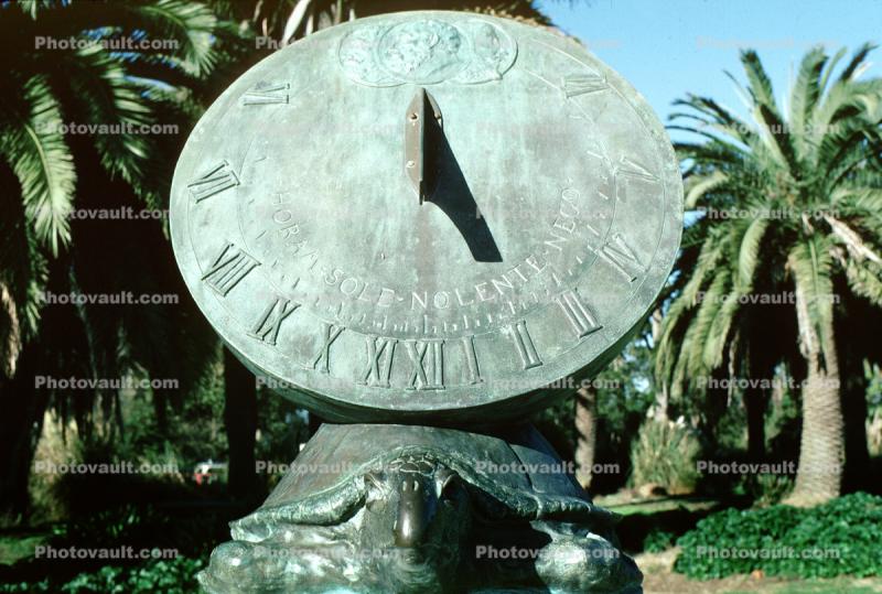 Sundial on a Turtle, Roman Numerals