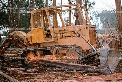 Fiat-Allis, Bulldozer, Log Grabber, Debris Loader, Clear Cut, Clearcut, tree cutting, Eucalyptus