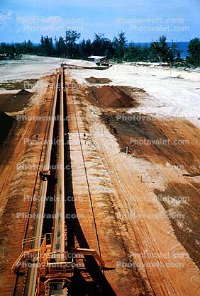 Conveyer Belt to the Receivng Hopper, Lanjut, Malaysia, 1950s
