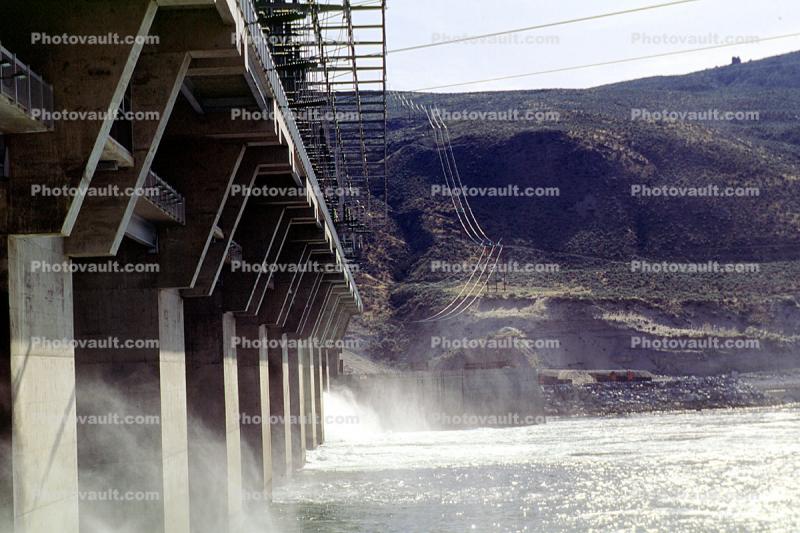 Wells Dam