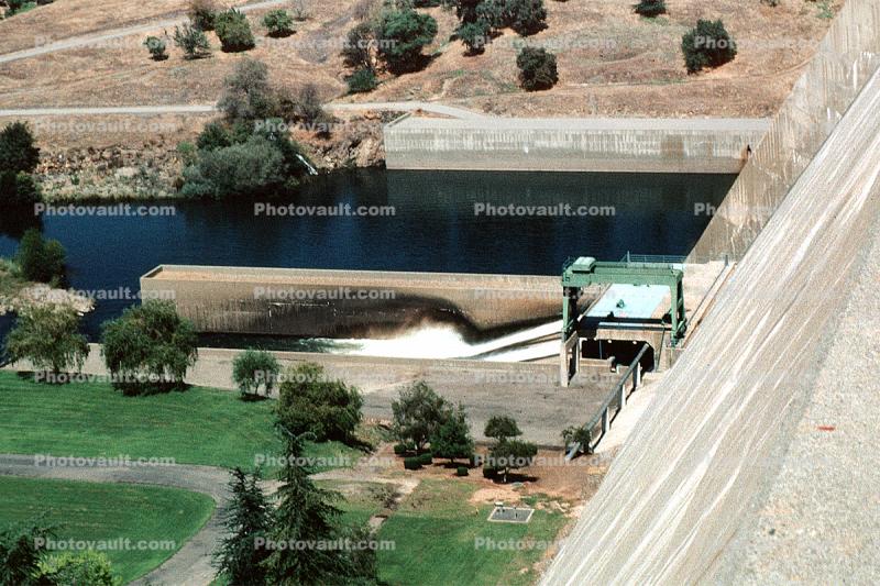 Friant Dam, San Joaquin River, Fresno County, Madera County, California