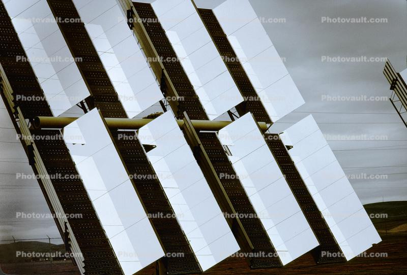 Carrisa Plain Photovoltaic Power PlantSaint Solar Cells, Arco Solar Power Production, 