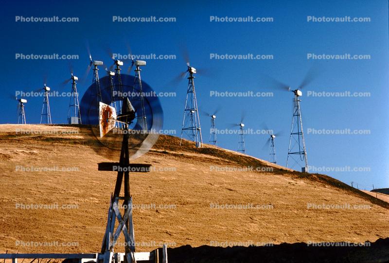 Wind farms, Altamont Pass, Spinning Blades, Eclipse Windmill