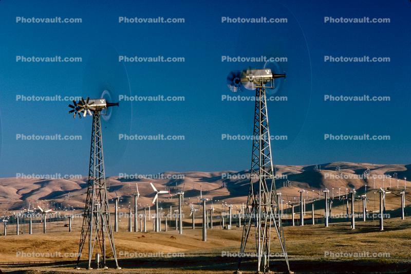 Altamont Pass, Spinning Blades, Propeller, Turbine, spinning, spin, spins, Rotor, rotation, blur, Wind farms