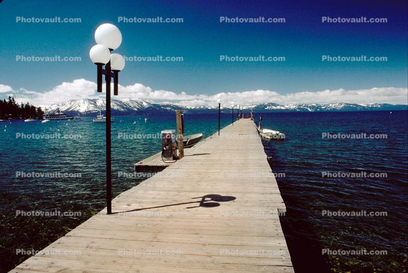 Lake Tahoe, Dock