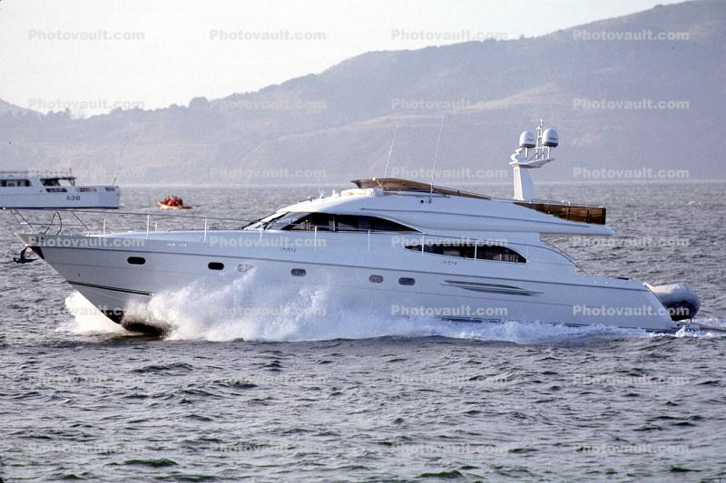 Yacht, motorboat, wake, Angel Island