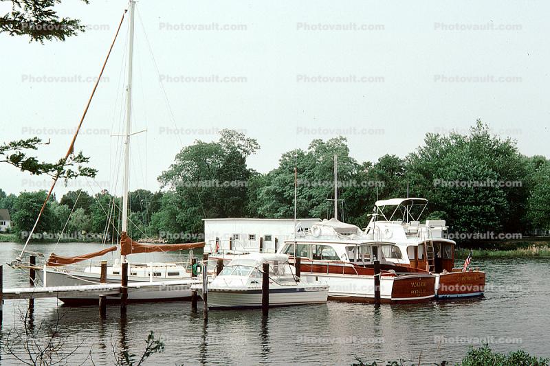 Docks, Staley Maxwell Home, Island Creek, Wahoo, Caromilt