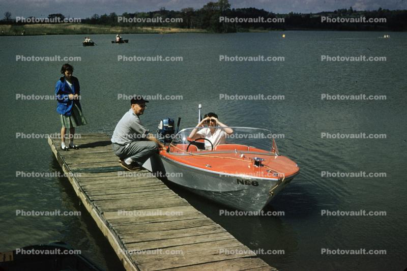 N98, Smallcraft at the dock, Evinrude Outboard Motor, 1950s