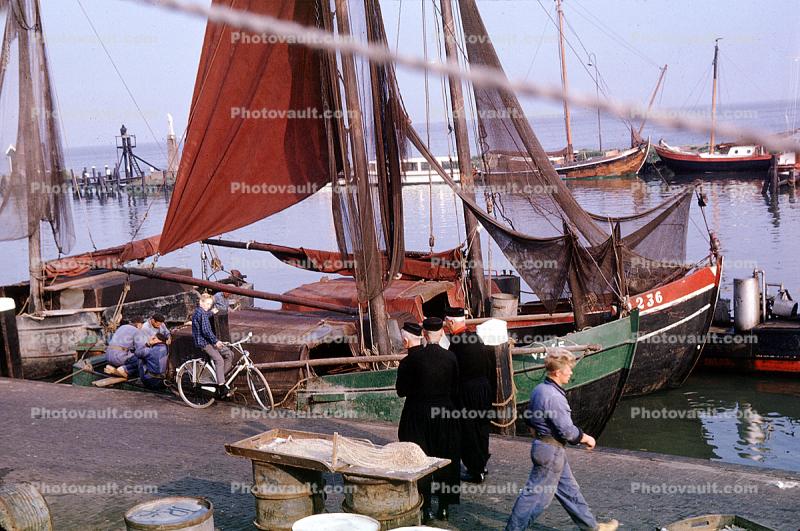 Volendam, Holland, Fishing Boat, Dock