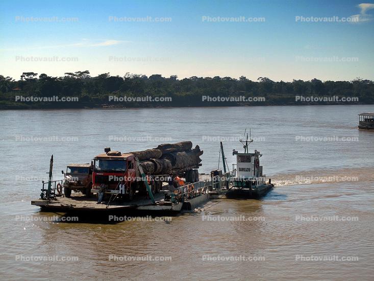 Tugboat, pusher tug, Barillero, Volvo, Puerto Maldonado, Madre de Dios River, Amazon Tributary, Peru