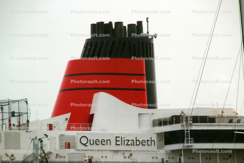 Cruise Ship, Smoke Stack, Queen Elizabeth,RMS, Cunard Lines