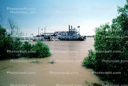 Paddle Wheel Steamer Cotton Blossom, Mississippi River, New Orleans, Dock