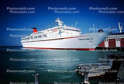 Cunard Princess, Cruiseship, IMO 7358573