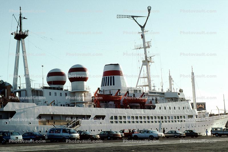 Akademik Shirshov, Life Boats, USSR, Russian Cruise Ship