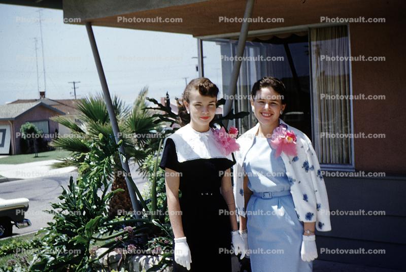 Daughter, Mother, corsage, formal dress, gloves, 1950s