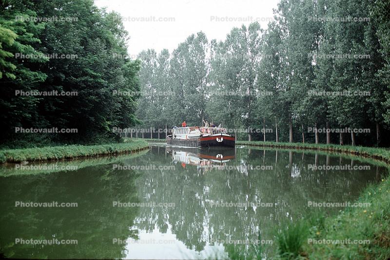 canalboat, riverboat, Canal duBurgone, river boat, Burgundy