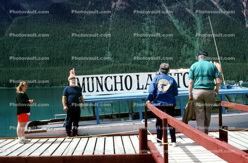 Muncho Lake Tour