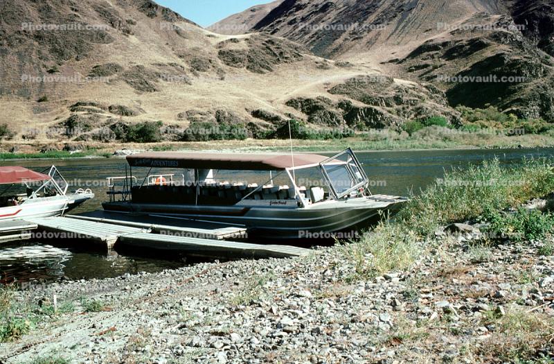 Hells Canyon Jet Boat, Snake River, dock, mountains